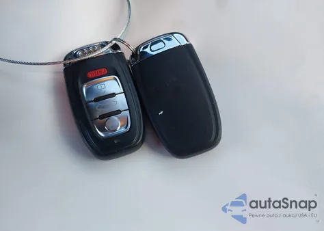 2012 Audi Q5 3.2 Premium Plus z USA, uszkodzony, nr VIN WA1DKAFP0CA004757